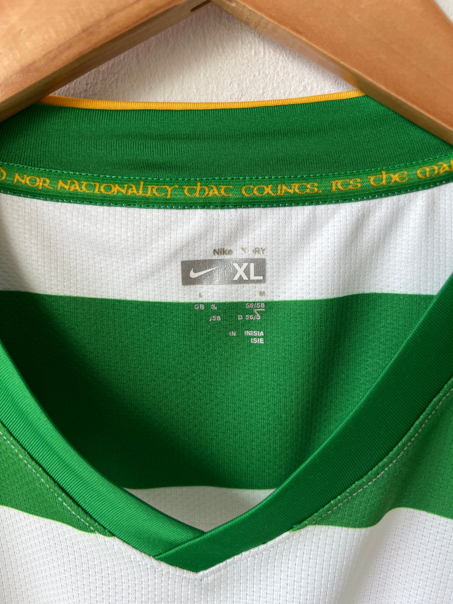 (XL) Celtic 2008-10 Home Shirt Nakamura #25