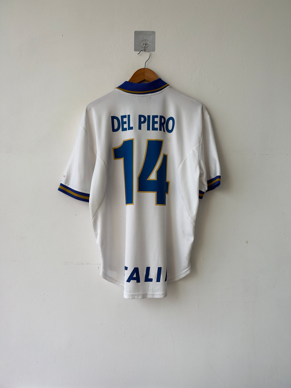 (L) Italy 1996-97 Away Shirt Del Piero #14