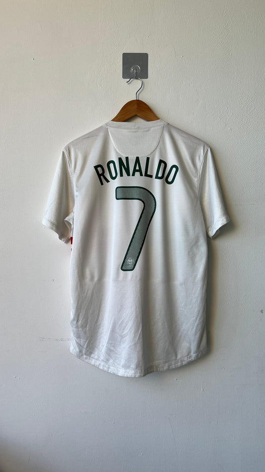 Portugal 2012 Away Shirt Ronaldo #7 (M)