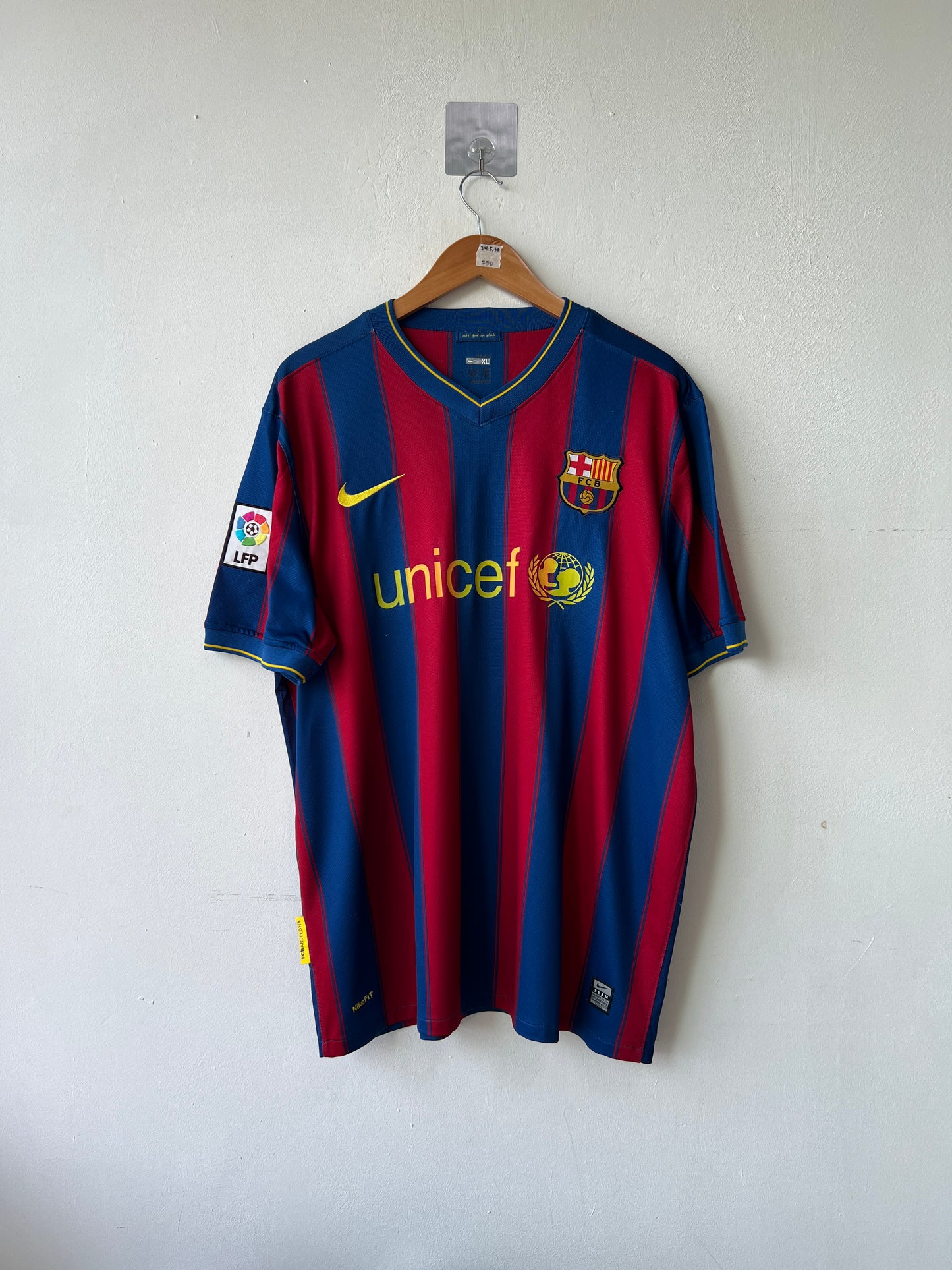 (XL) Barcelona 2009-10 Home Shirt Messi #10