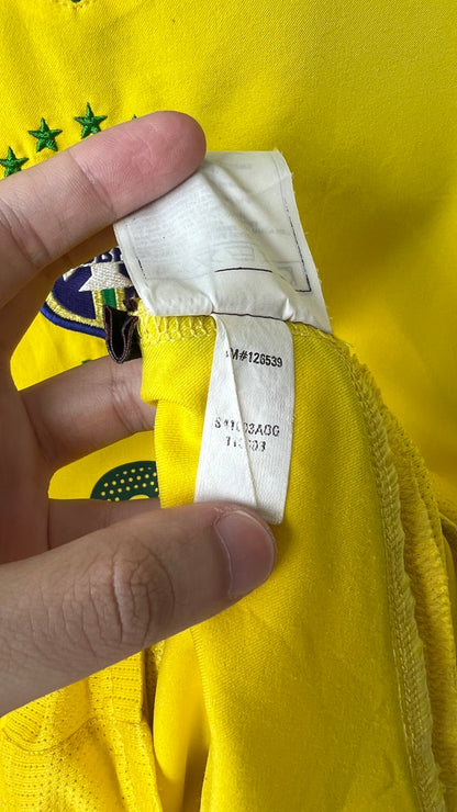 Brazil 2004-06 Home Shirt Kaka #8 (S/M)