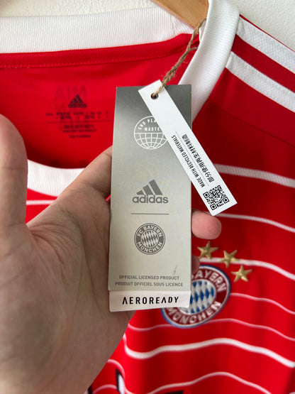 Bayern Munich 2022-23 Home Shirt Muller #25 (NEW) (L)