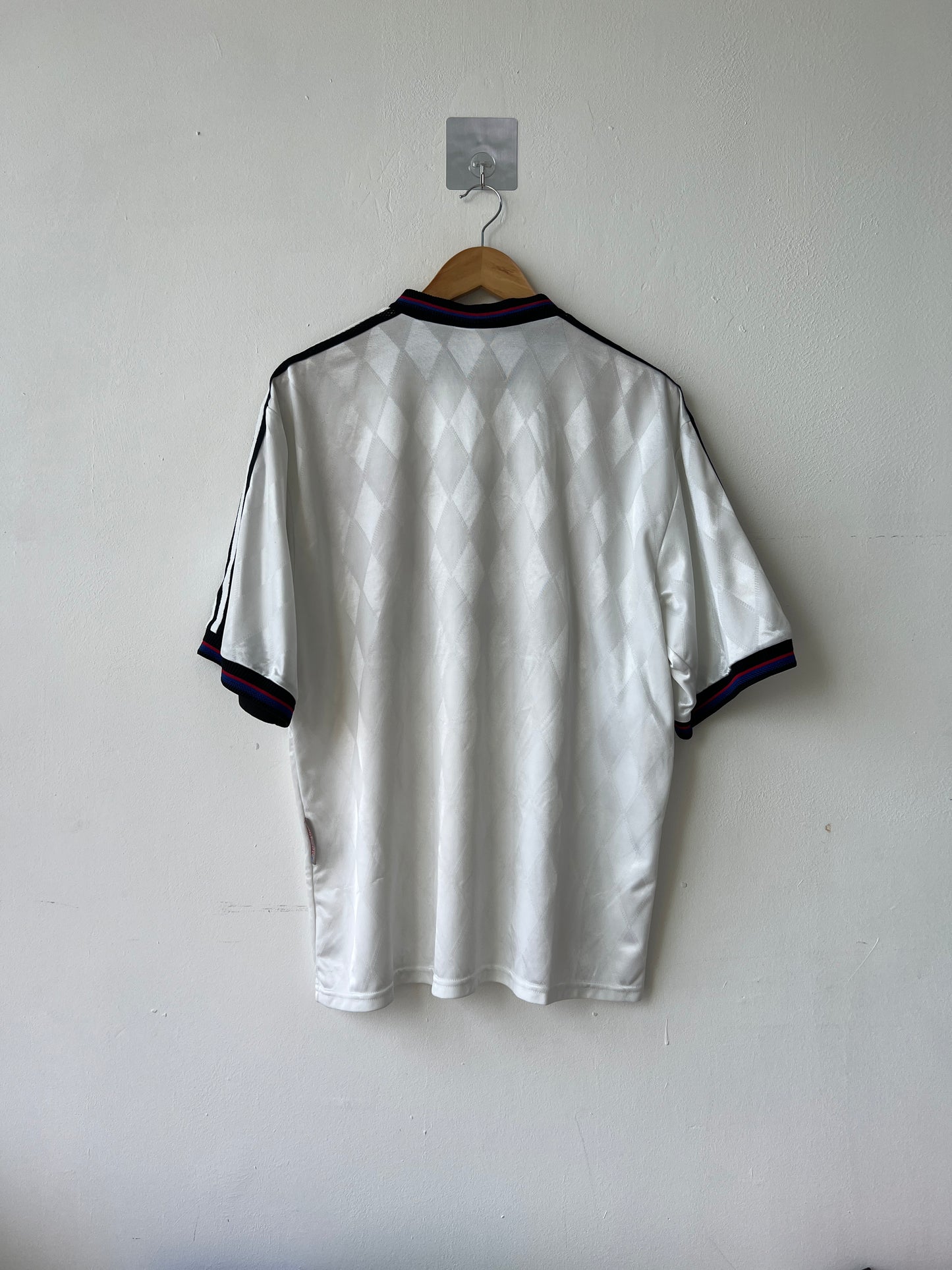 (L) Bayern Munich 1996-98 Away Shirt
