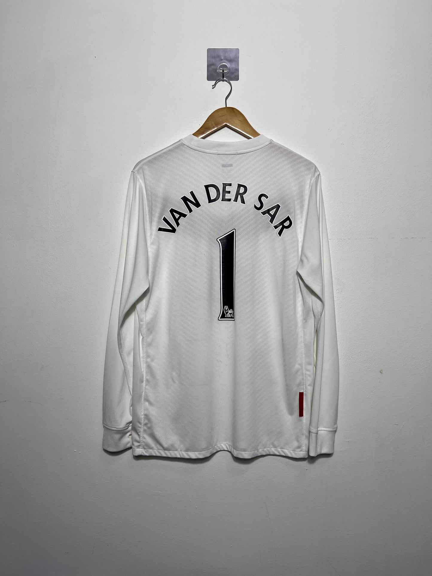 (M) Manchester United 2009-10 Goalkeeper Shirt van der Sar #1