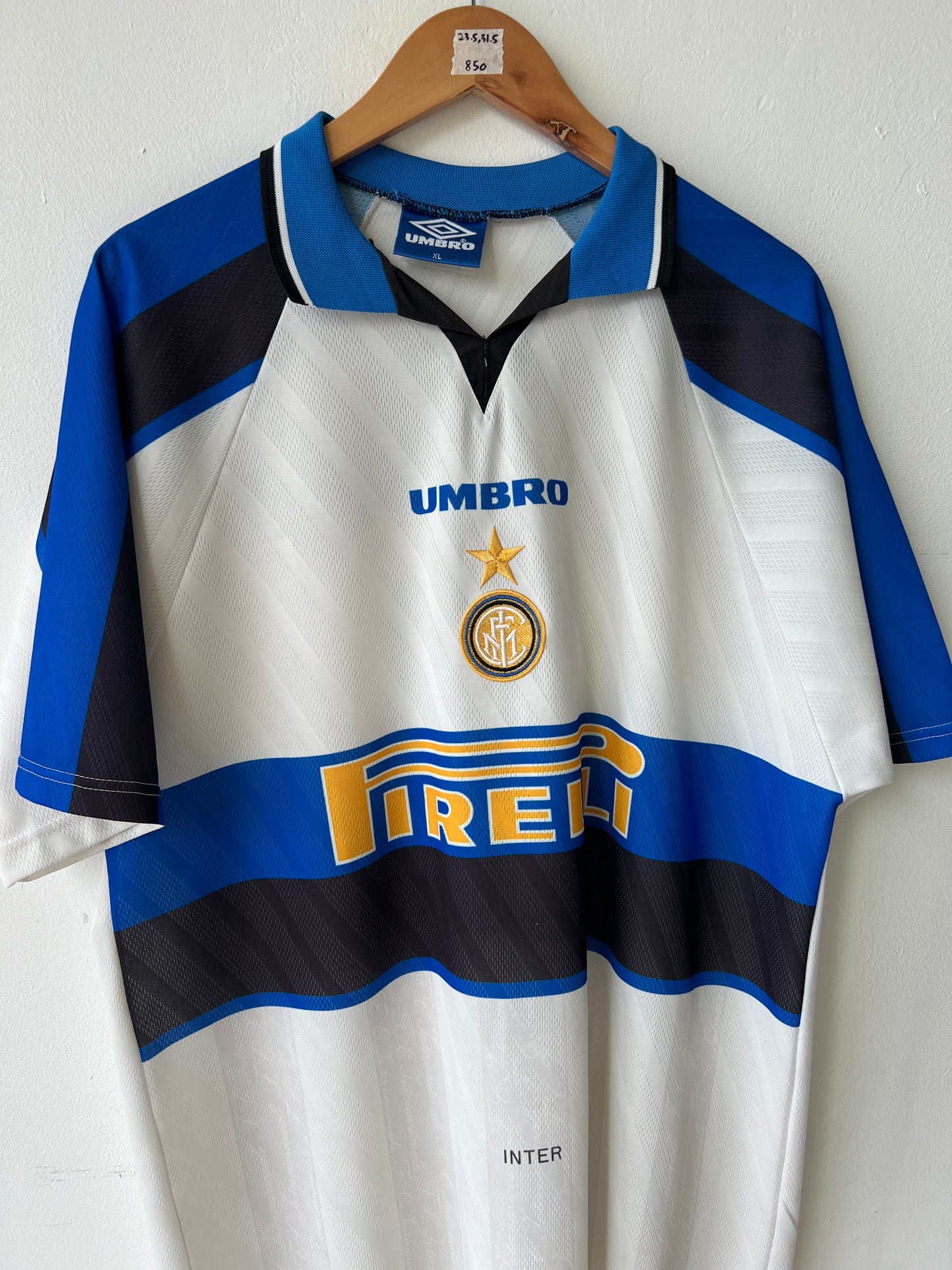 Inter Milan 1996-97 Away Shirt Zamorano #9 (XL)