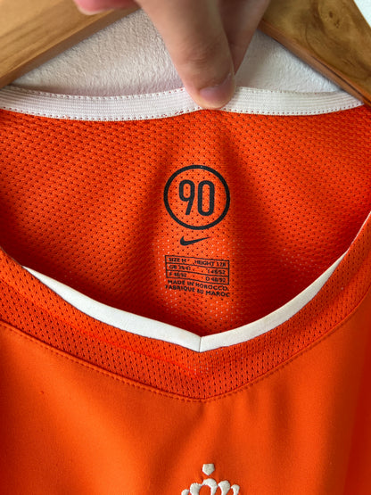 (M) Holland 2004-06 Home Shirt v. Nistelrooy #10