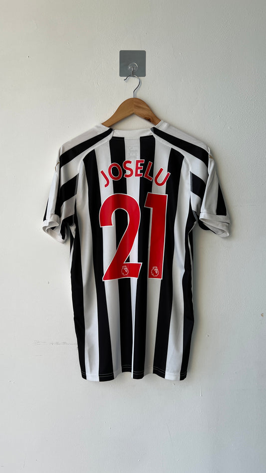 Newcastle 2018-19 Home Shirt Joselu #21 (M)