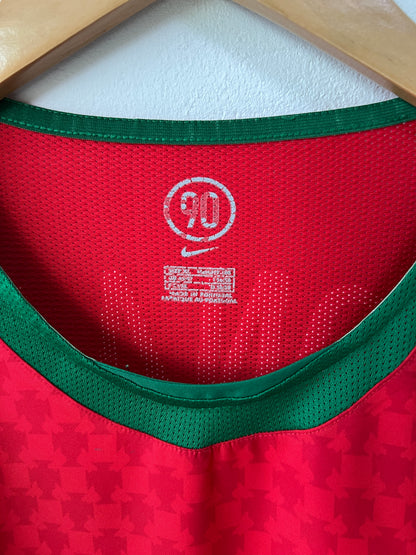 (XL) Portugal 2004-06 Home Shirt C. Ronaldo #17