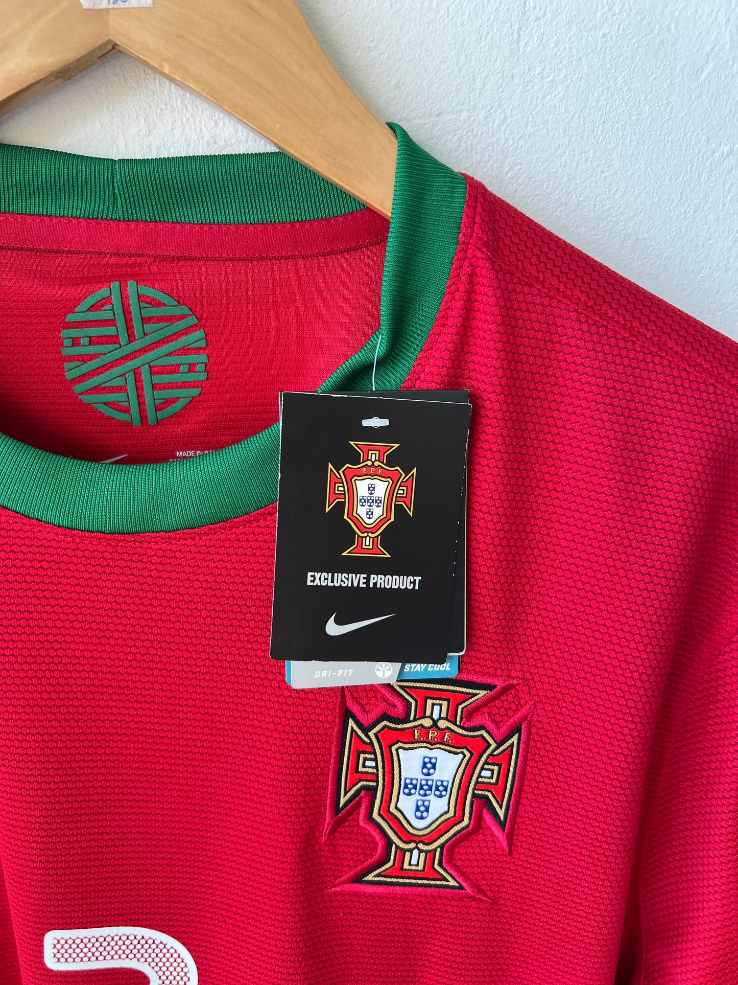 (M) Portugal 2012-13 Home Shirt Ronaldo #7 (NEW)