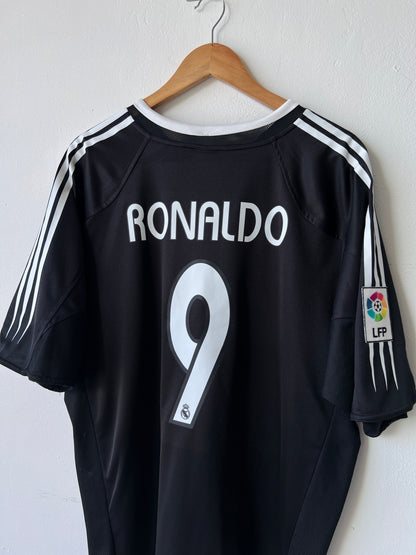 Real Madrid 2004-05 Away Shirt Ronaldo #9 (XL)