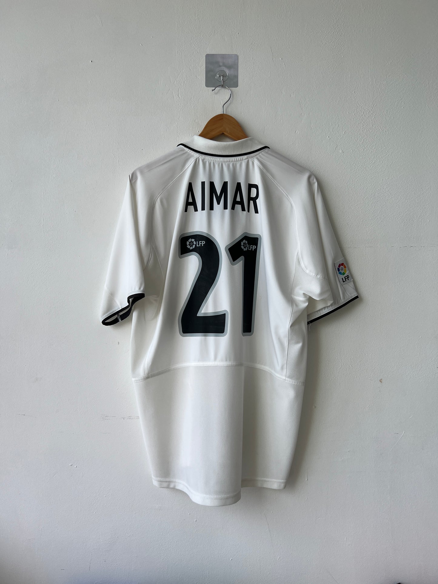 (L) Valencia 2002-03 Home Shirt Aimar #21