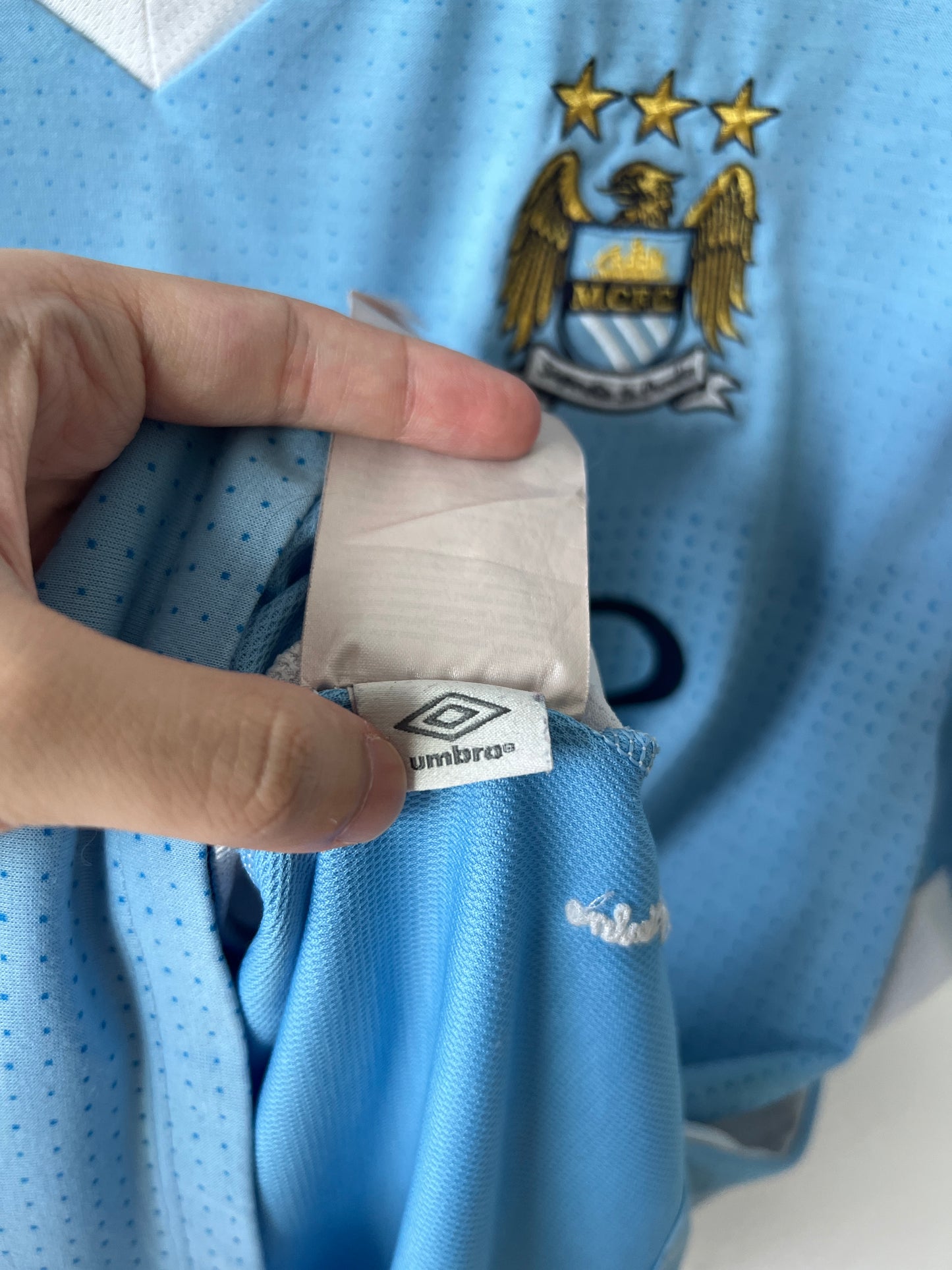 Manchester City 2011-12 Home Shirt Kun Aguero #16 (L)