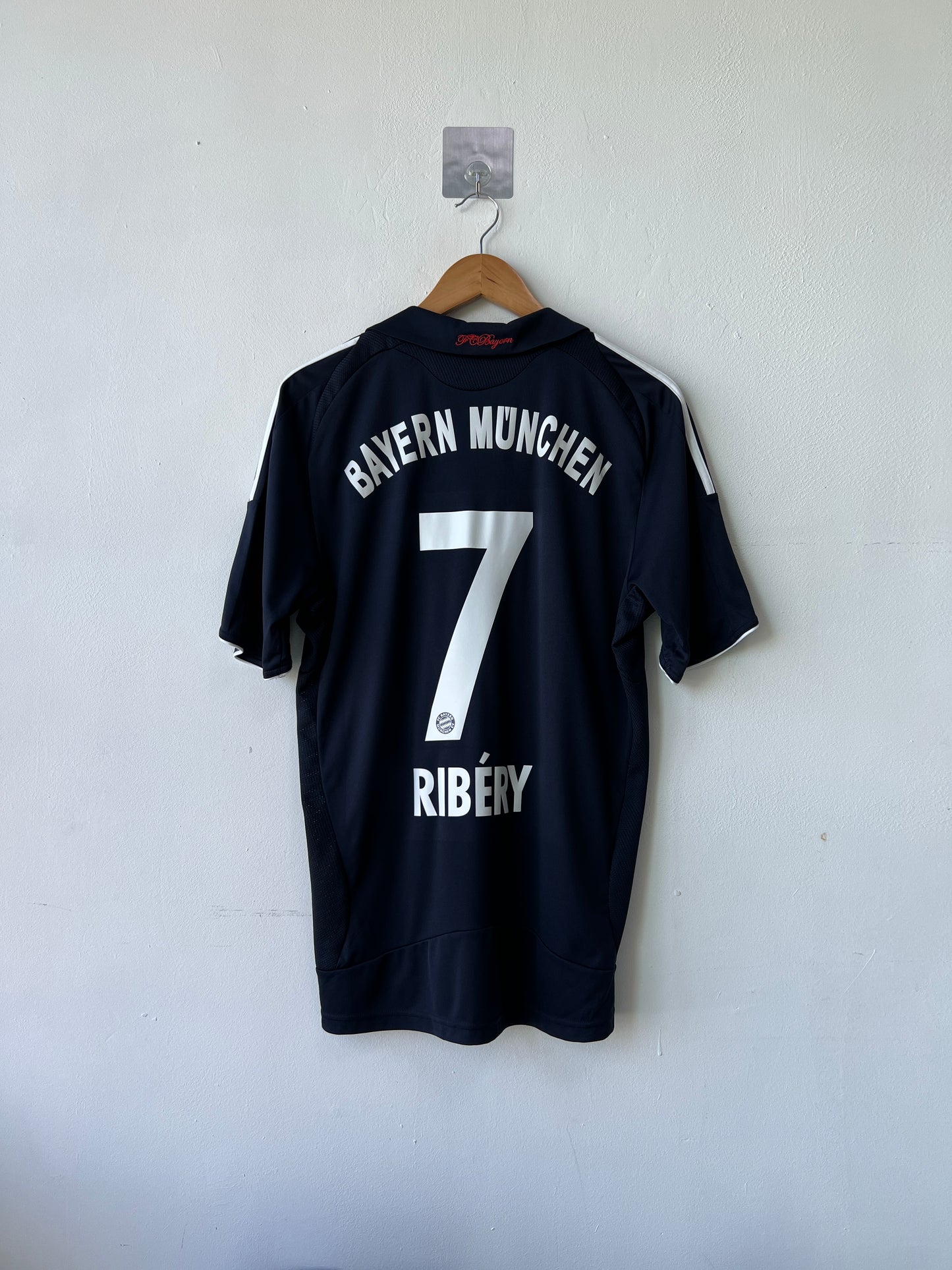 (M) Bayern Munich 2008-10 Away Shirt Ribery #7
