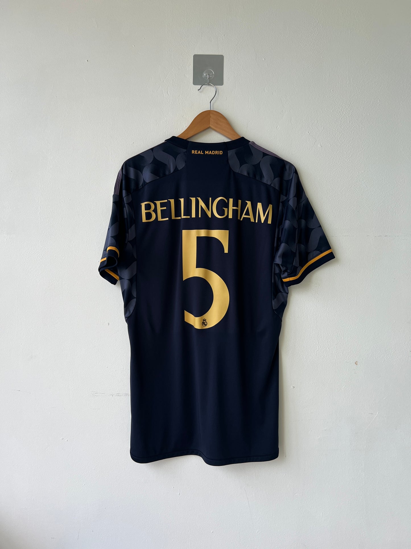 Real Madrid 2023-24 Away Shirt Bellingham #5 (M)