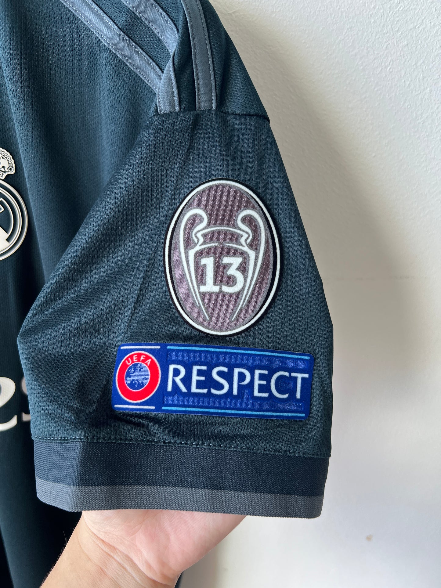 (M) Real Madrid 2018-19 Away Shirt Modric #10 (NEW)