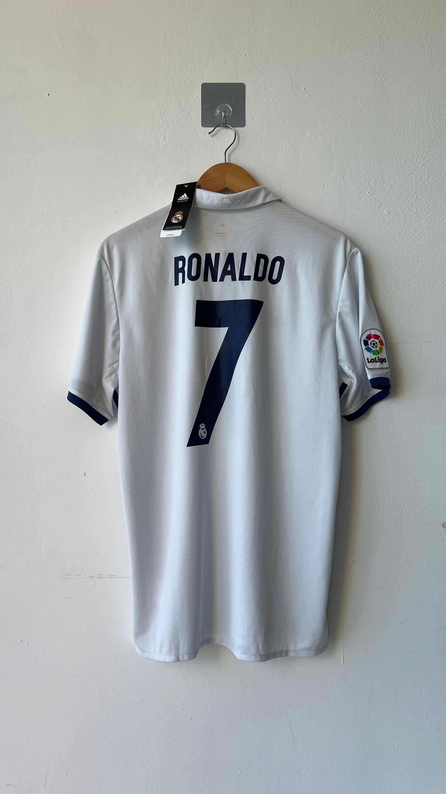 Real Madrid 2016-17 Home Shirt Ronaldo #7 (L) (BRAND NEW)