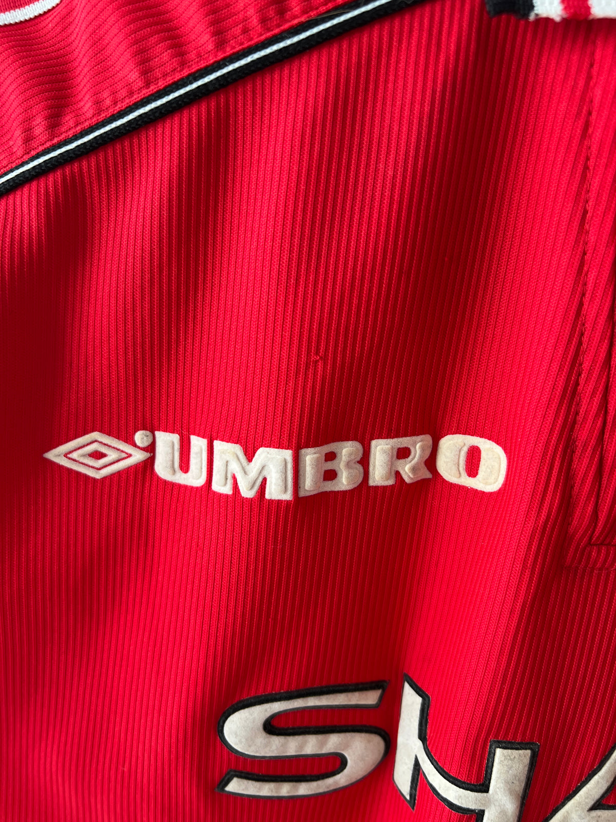(XL) Manchester United 1998-00 Home Shirt Beckham #7