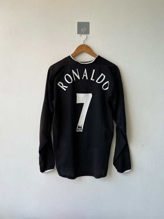 Manchester United 2003-05 Away Long Sleeve Shirt Ronaldo #7 (M)