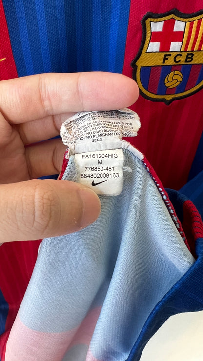 Barcelona 2016-17 Home Shirt A. Iniesta #8 (M)