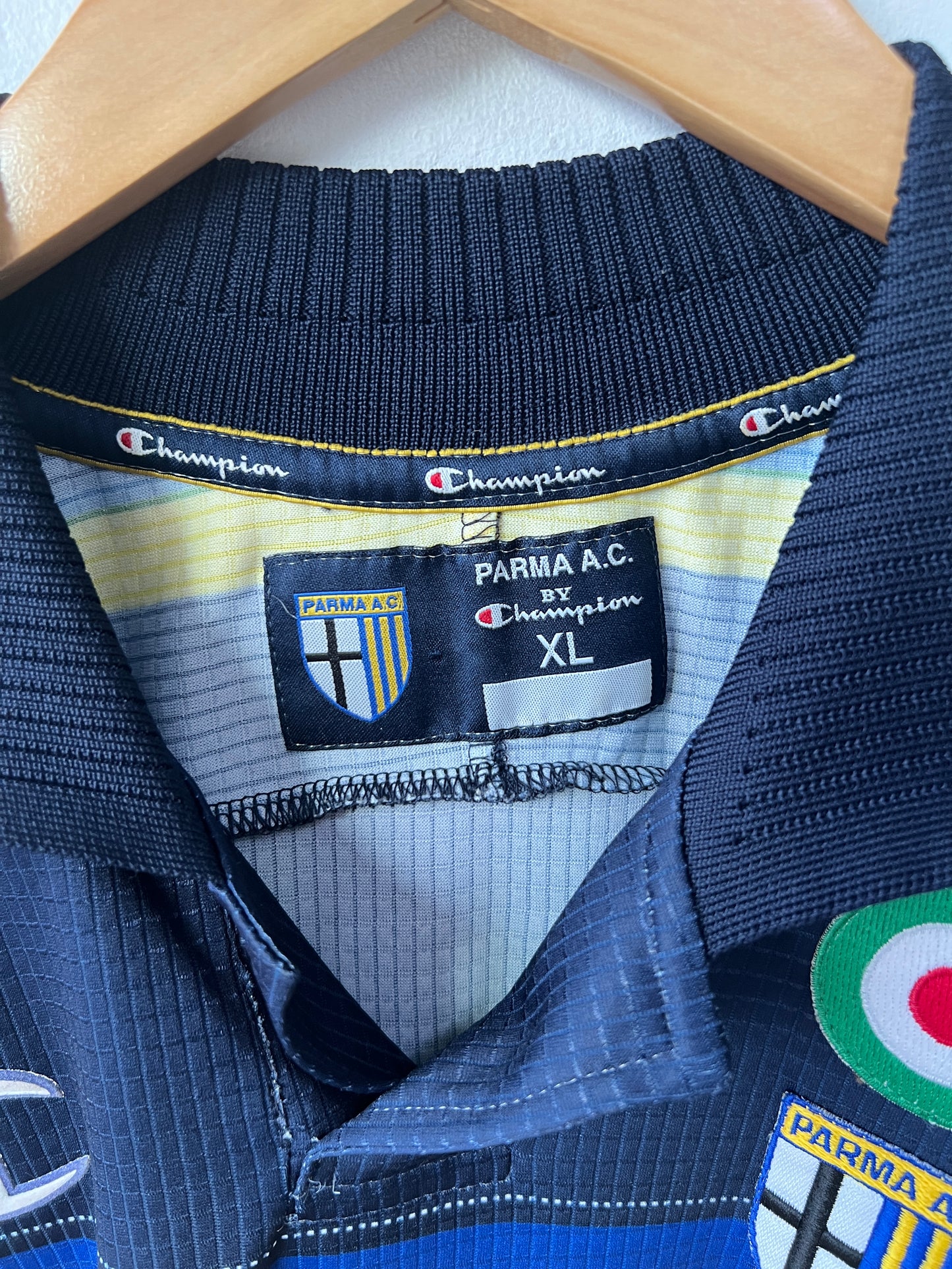 (XL) Parma 1999-00 Third Shirt Crespo #9