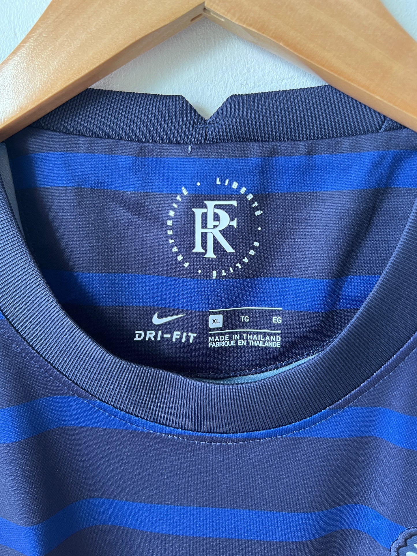 France 2020-22 Home Shirt Mbappe #10 (XL)