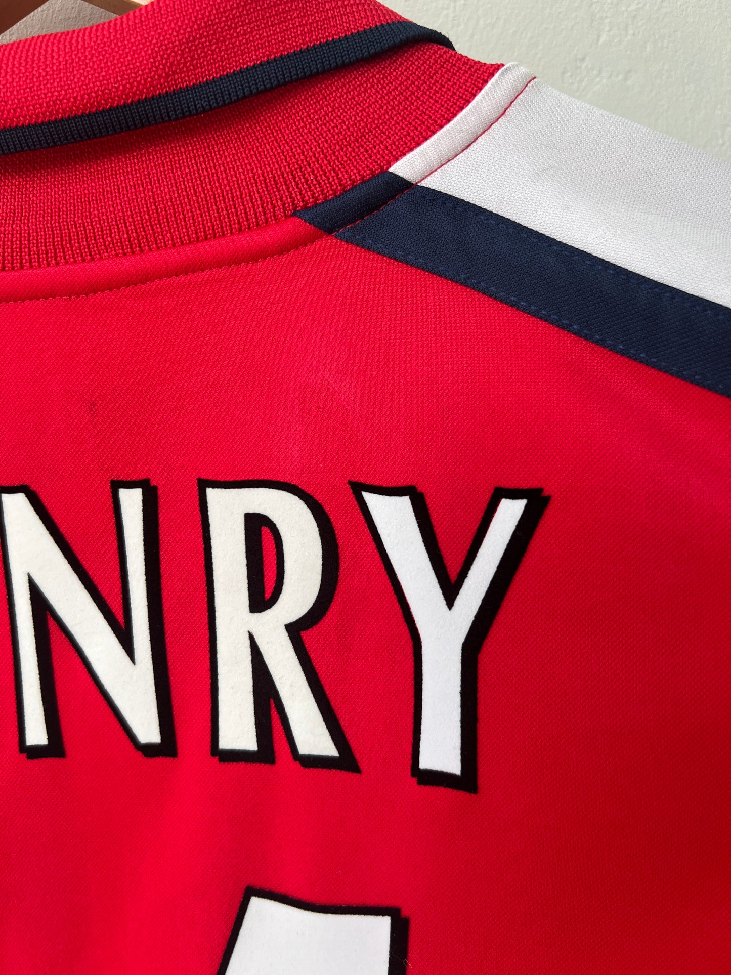 (M) Arsenal 2000-02 Home Shirt Henry #14