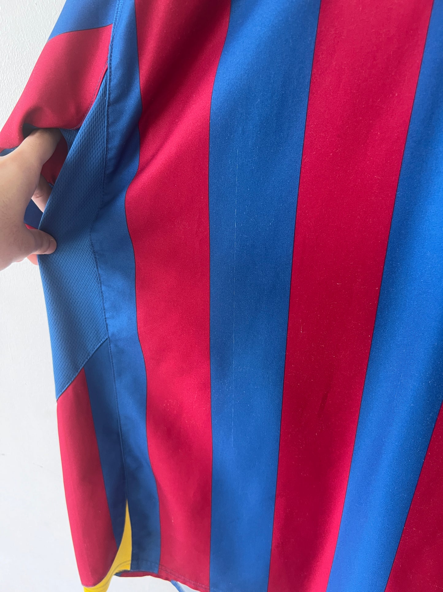 (L) Barcelona 2005-06 Home Shirt Ronaldinho #10