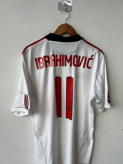 (L) AC Milan 2010-11 Away Shirt Ibrahimovic #11