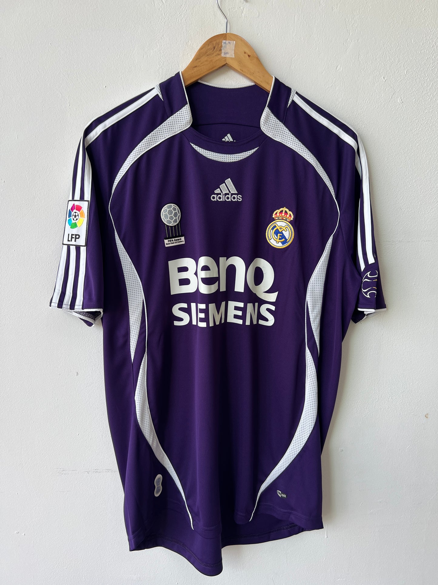 (M fits L) Real Madrid 2006-07 Third Shirt Ronaldo #9