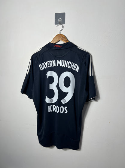 (L) Bayern Munich 2008-10 Away Shirt Kroos #39