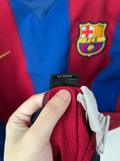 (L) Barcelona 2003-04 Home Shirt Ronaldinho #10