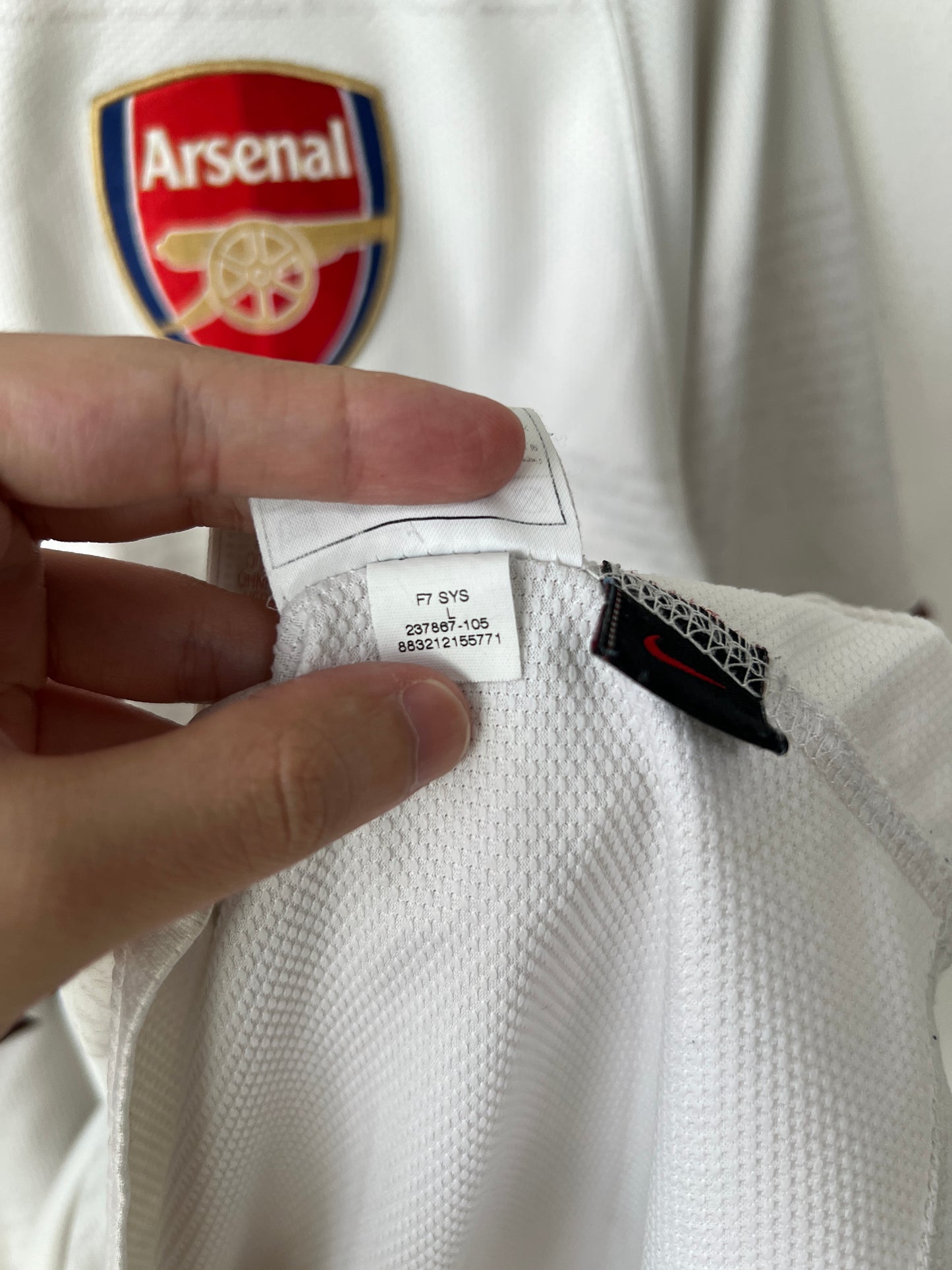 (L) Arsenal 2007-08 Away Shirt v. Persie #11