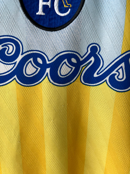 (XL) Chelsea 1996-97 Away Shirt Zola #25