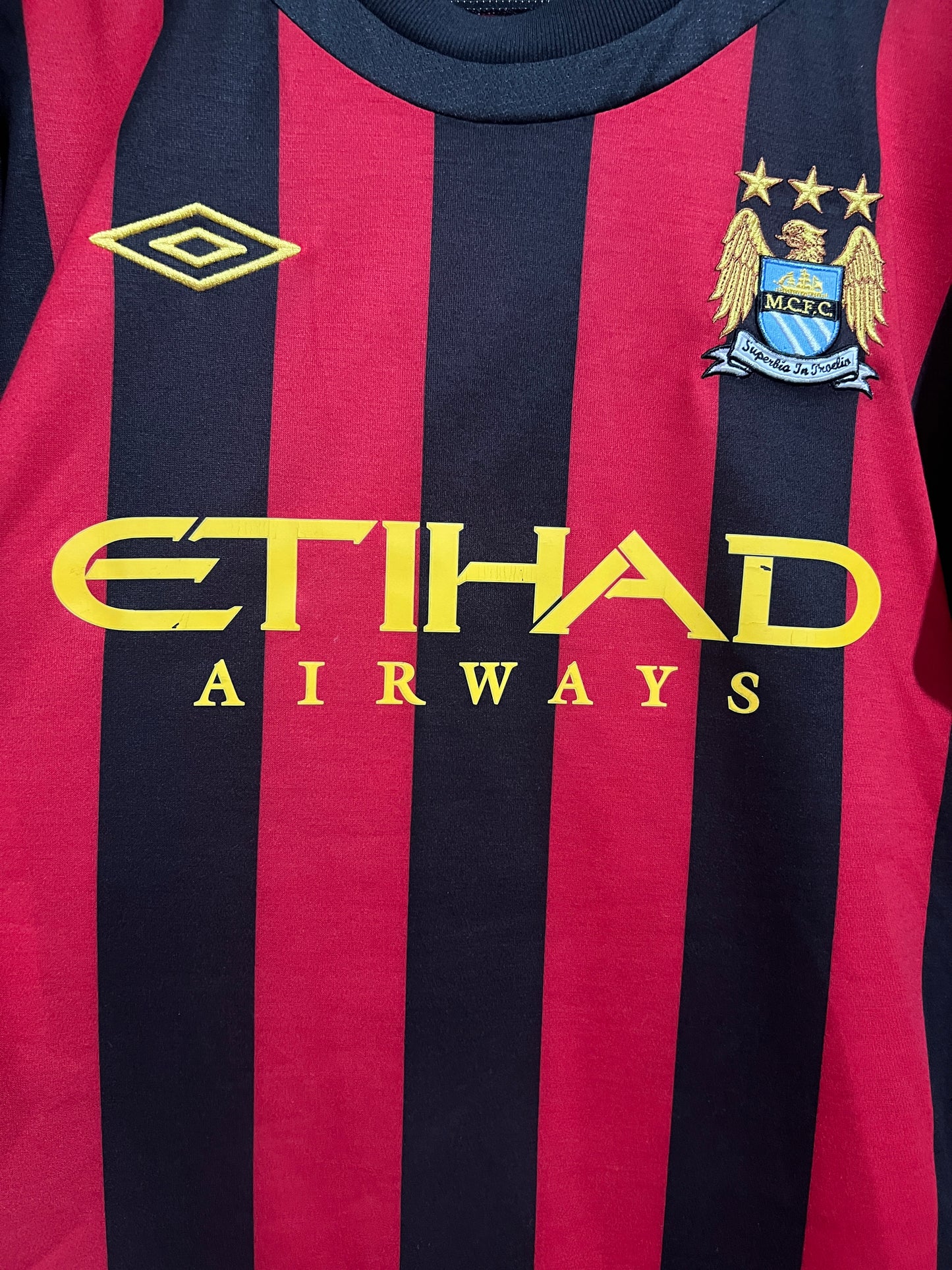 (M) Manchester City 2011-12 Away Shirt Kun Aguero #16