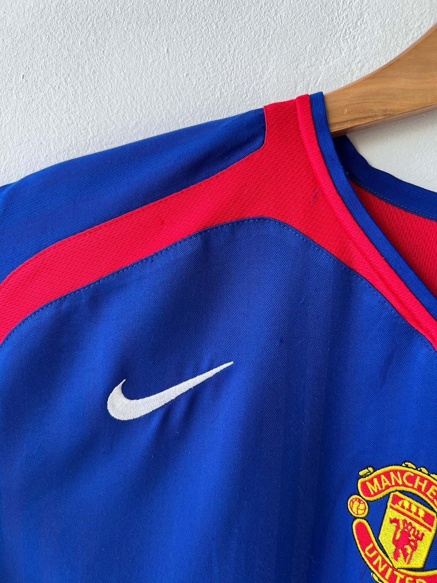 (XL) Manchester United 2005-06 Away Shirt Ronaldo #7