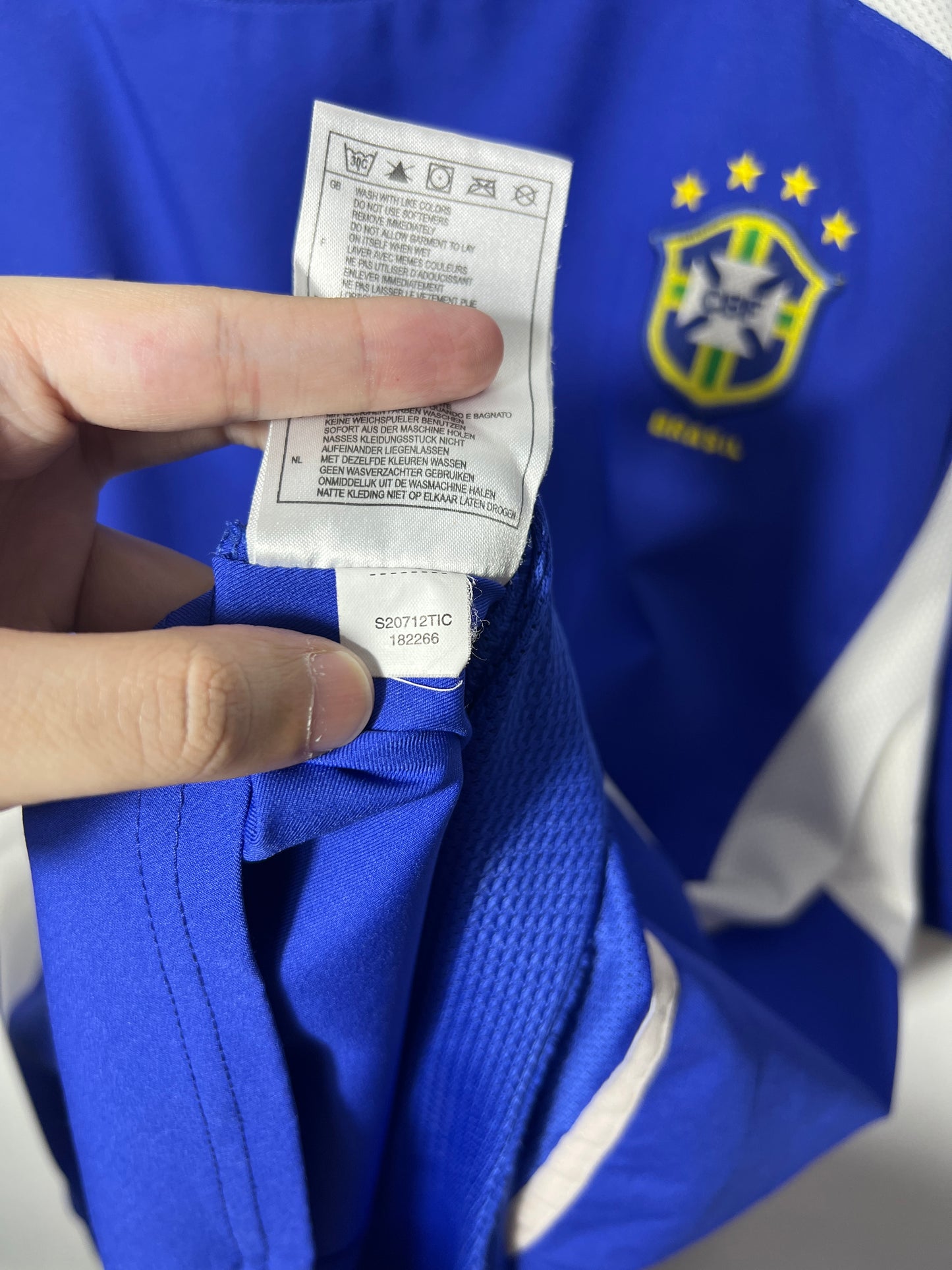 (XL) Brazil 2002-04 Away Shirt Ronaldinho #11