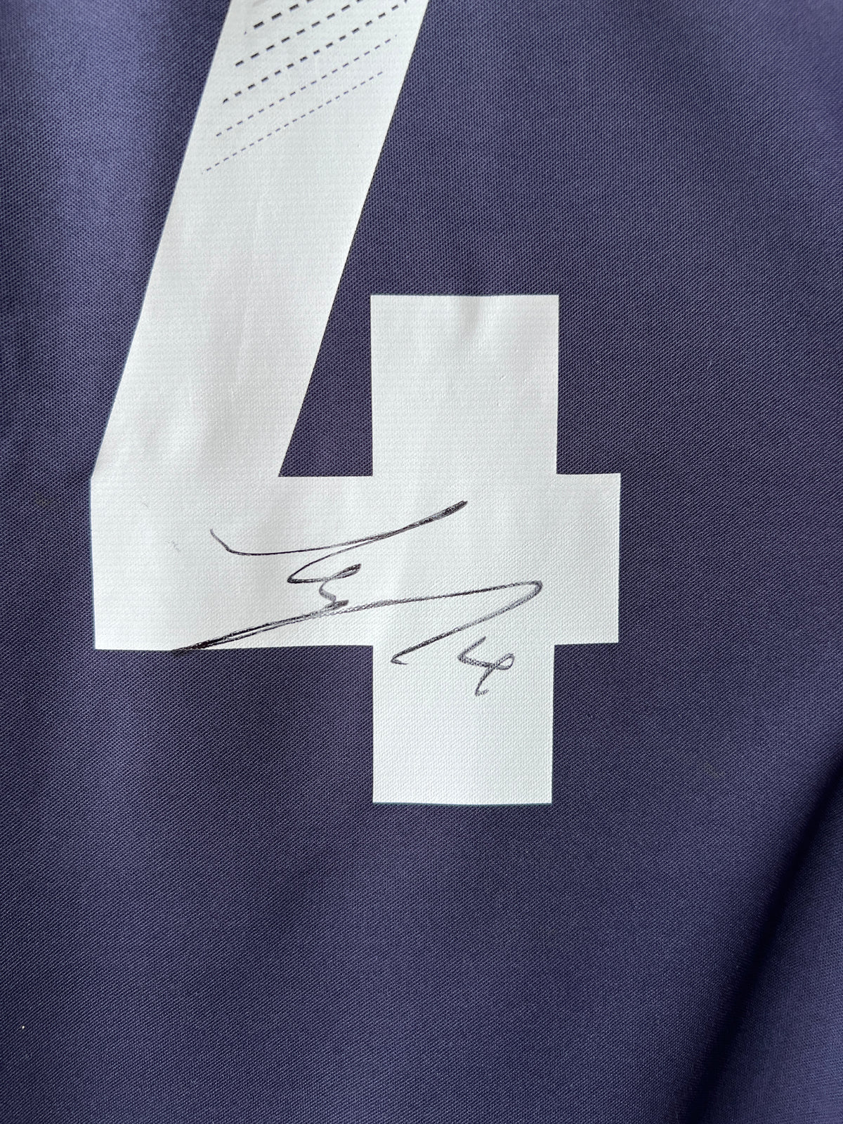 *Signed* (S) Japan 2012-13 Home Shirt Honda #4 (with Photo Proof)