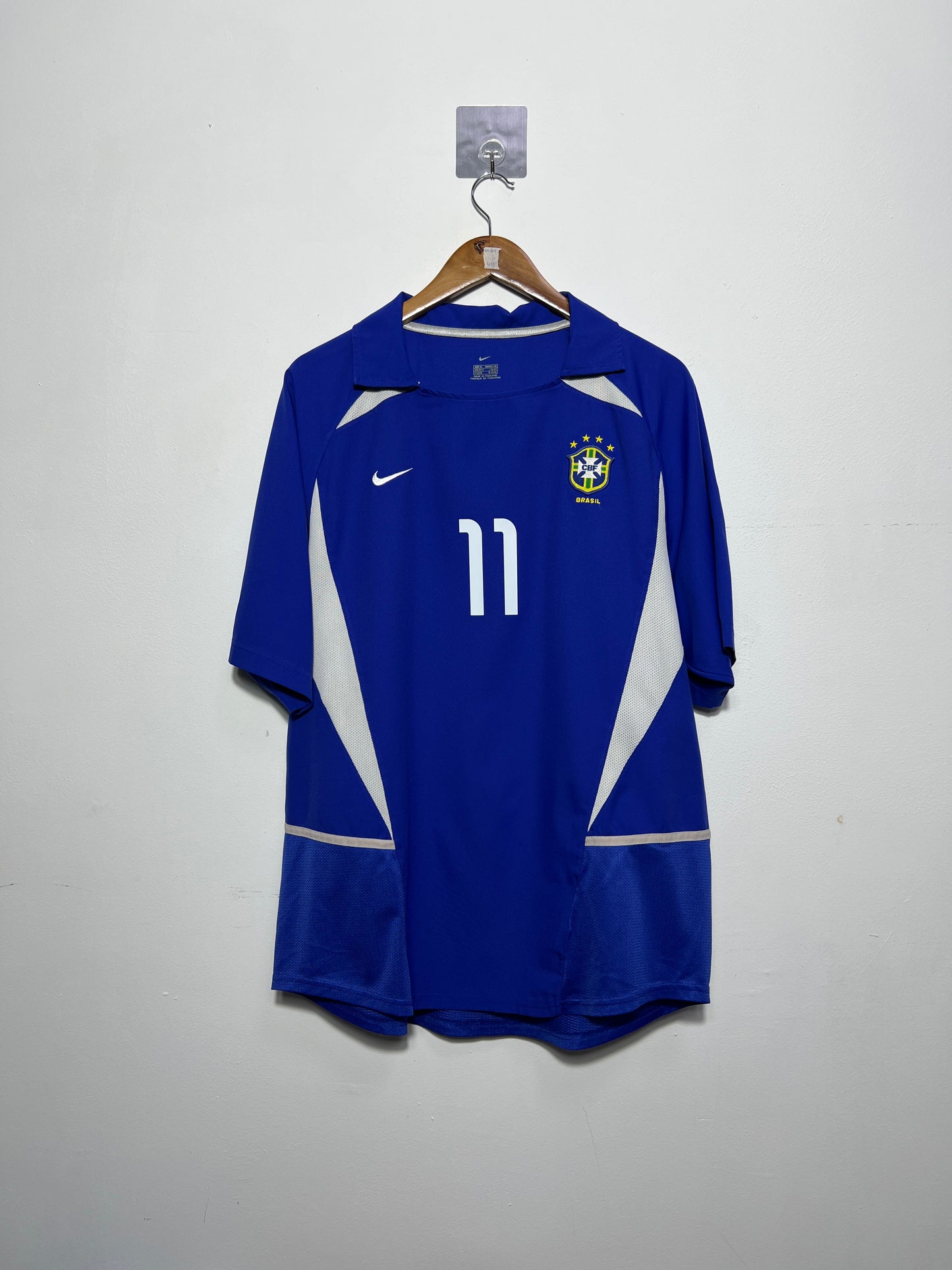 (XL) Brazil 2002-04 Away Shirt Ronaldinho #11