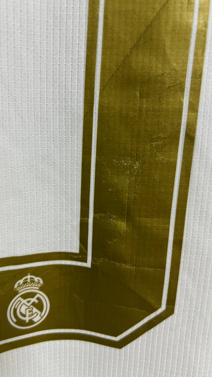 Real Madrid 2019-20 Home Shirt Modric #10 (M)