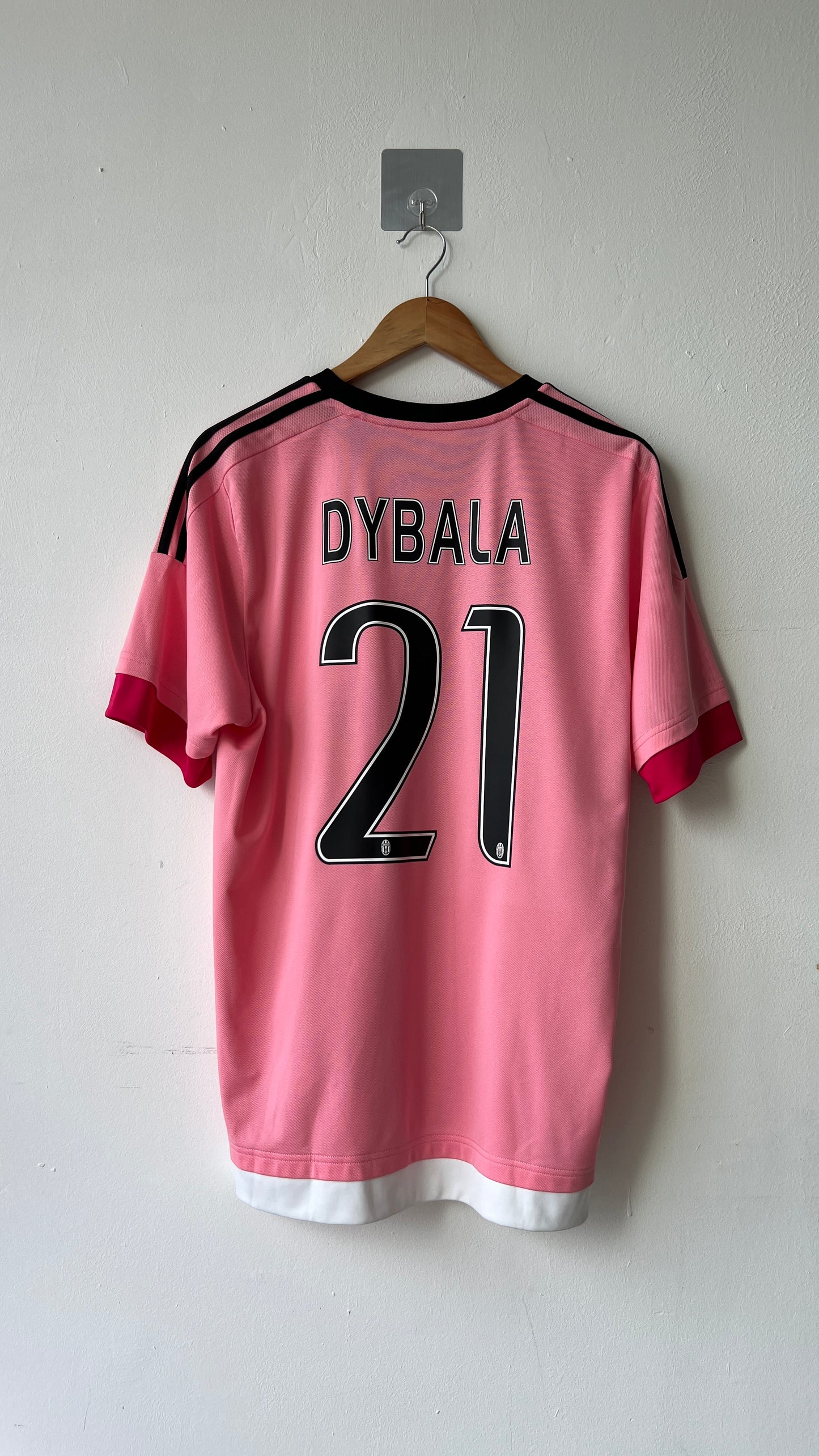 Juventus 2015-16 Away Shirt Dybala #21 (L)