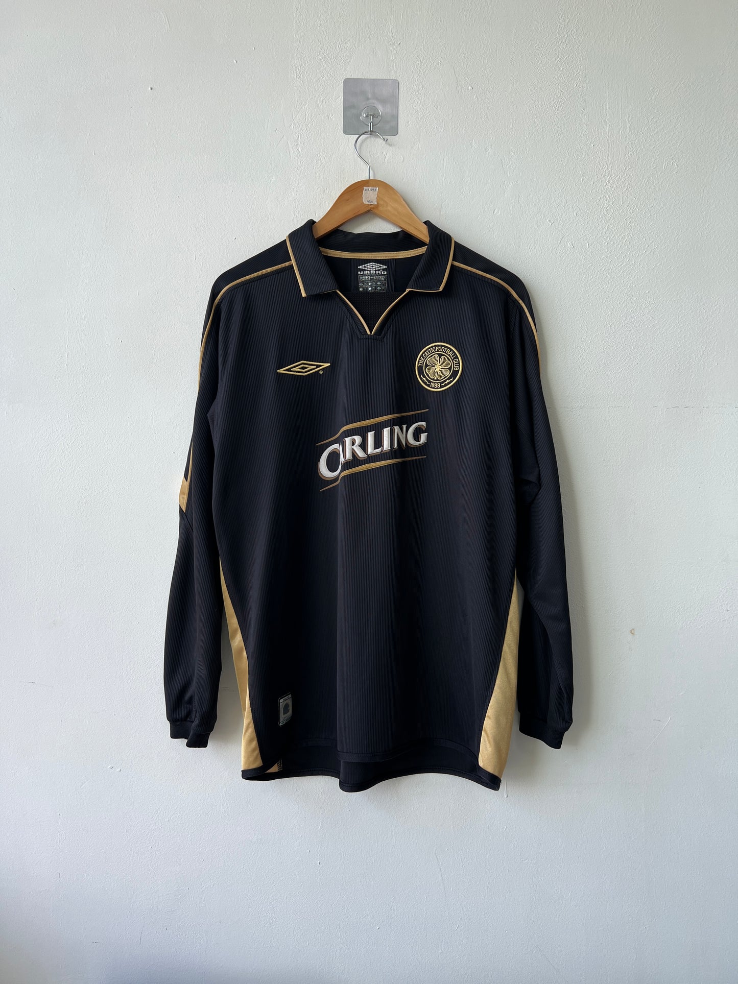 (M) Celtic 2003-04 Away Long Sleeve Shirt Larsson #7