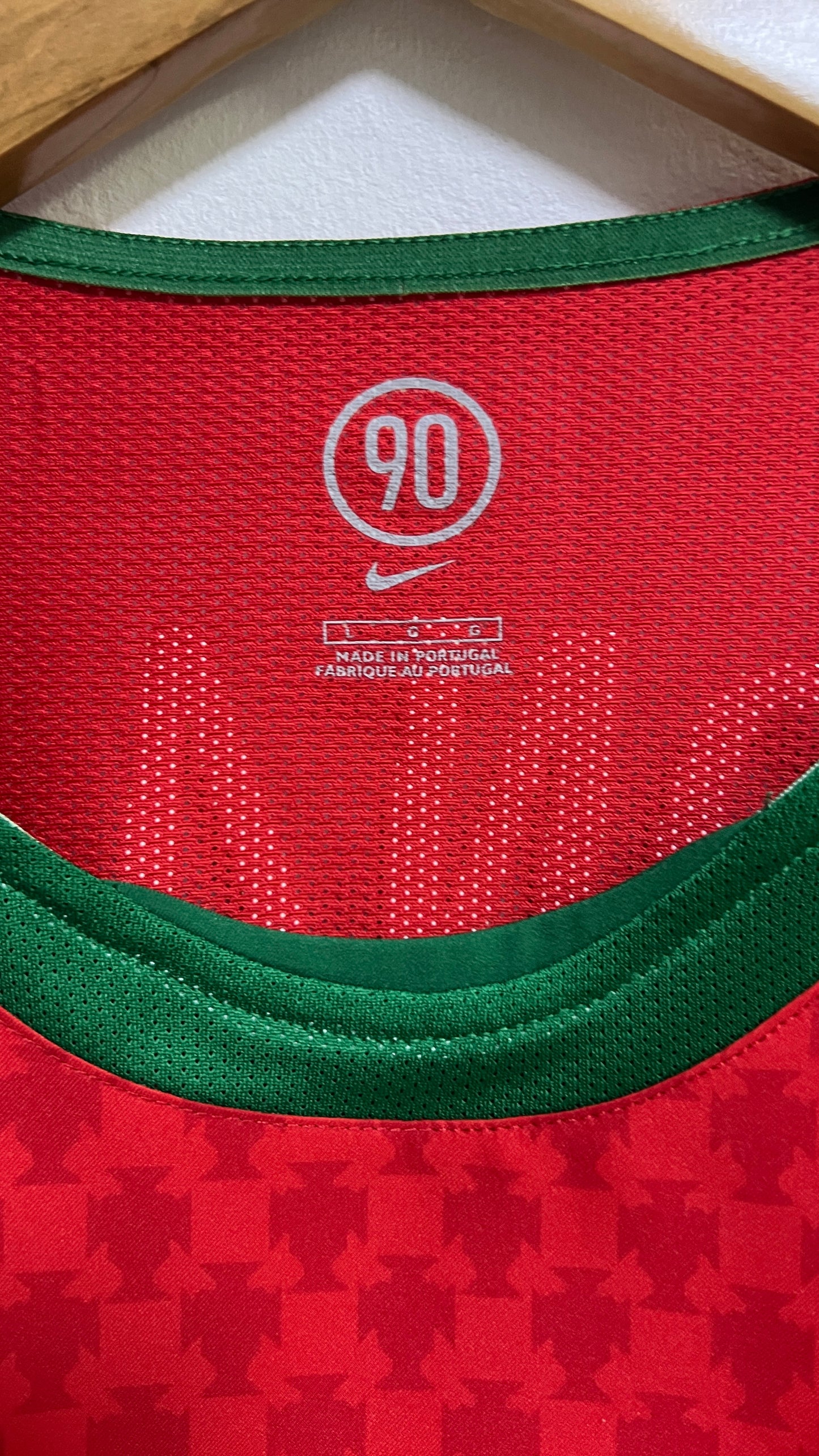 Portugal 2004-06 Home Shirt C. Ronaldo #17 (L)