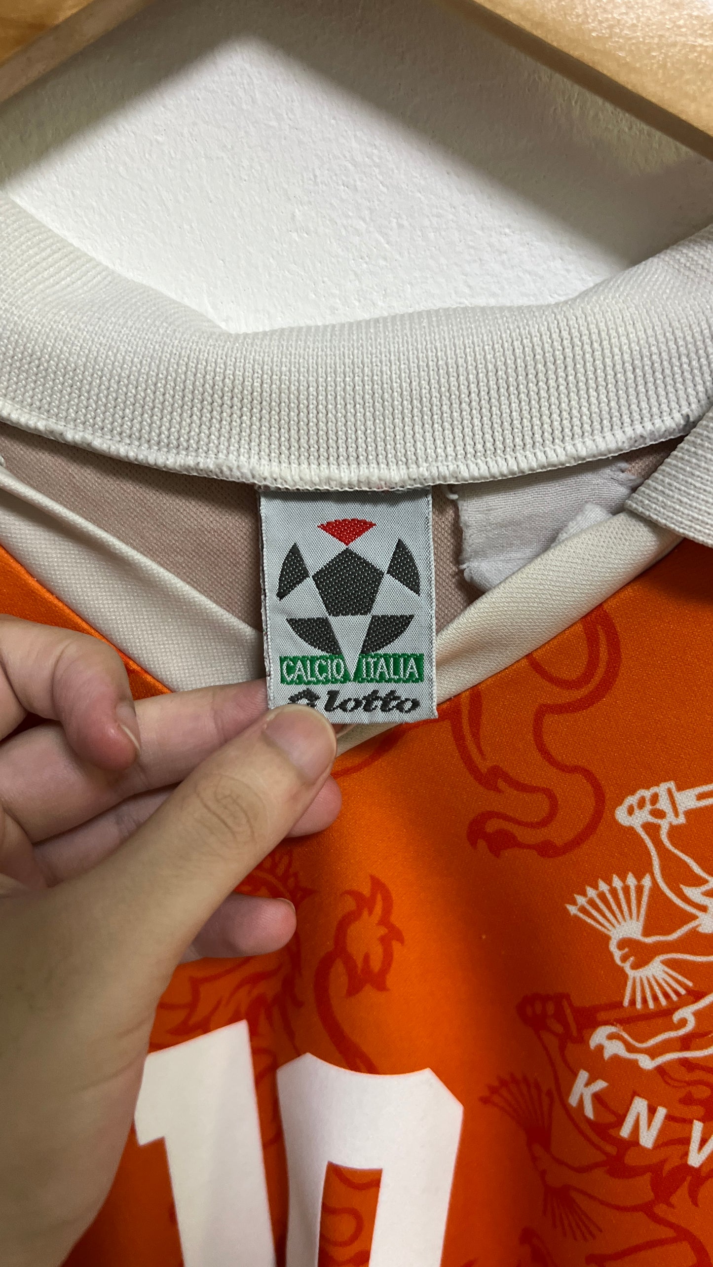 Holland 1994 Home Shirt Bergkamp #10 (M)