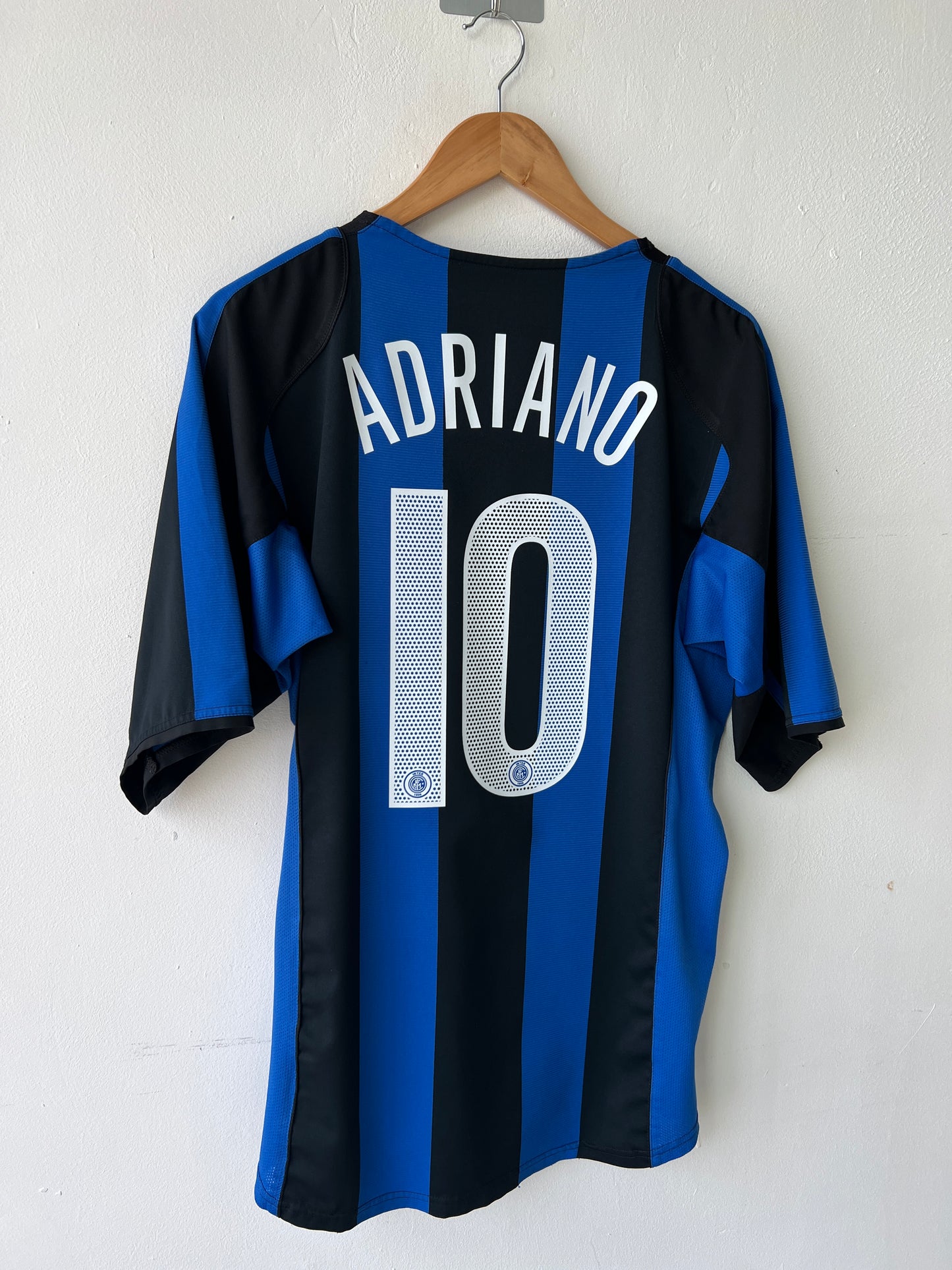 (L) Inter Milan 2004-05 Home Shirt Adriano #10