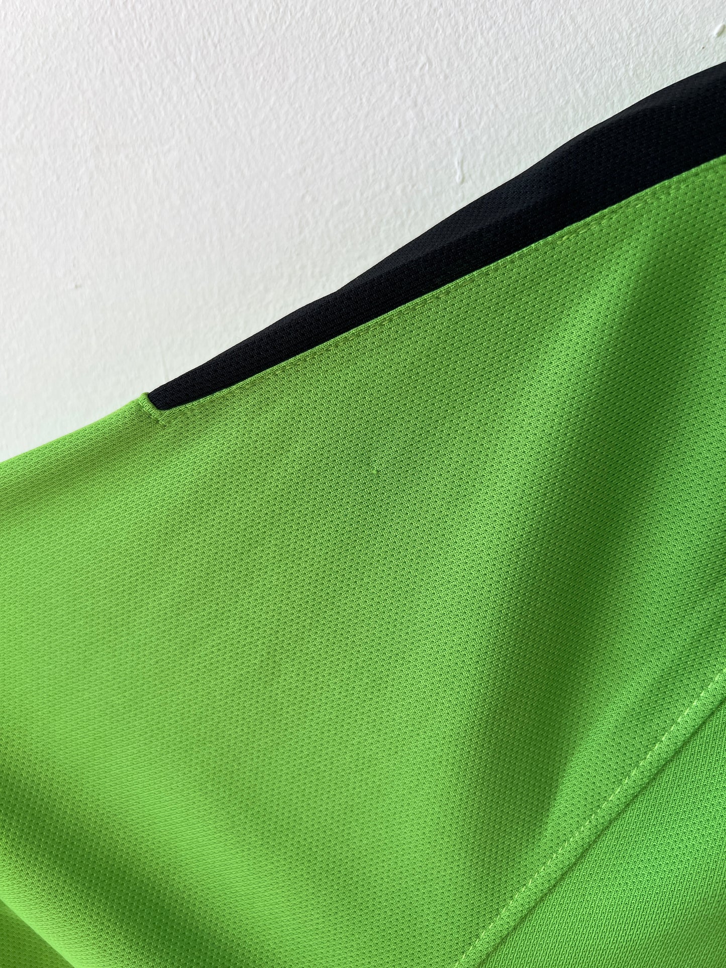 Juventus 2014-15 Third Shirt Pirlo #21 (M)