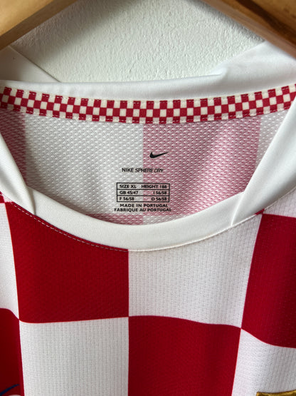 (XL) Croatia 2006-08 Home Shirt Modric #14