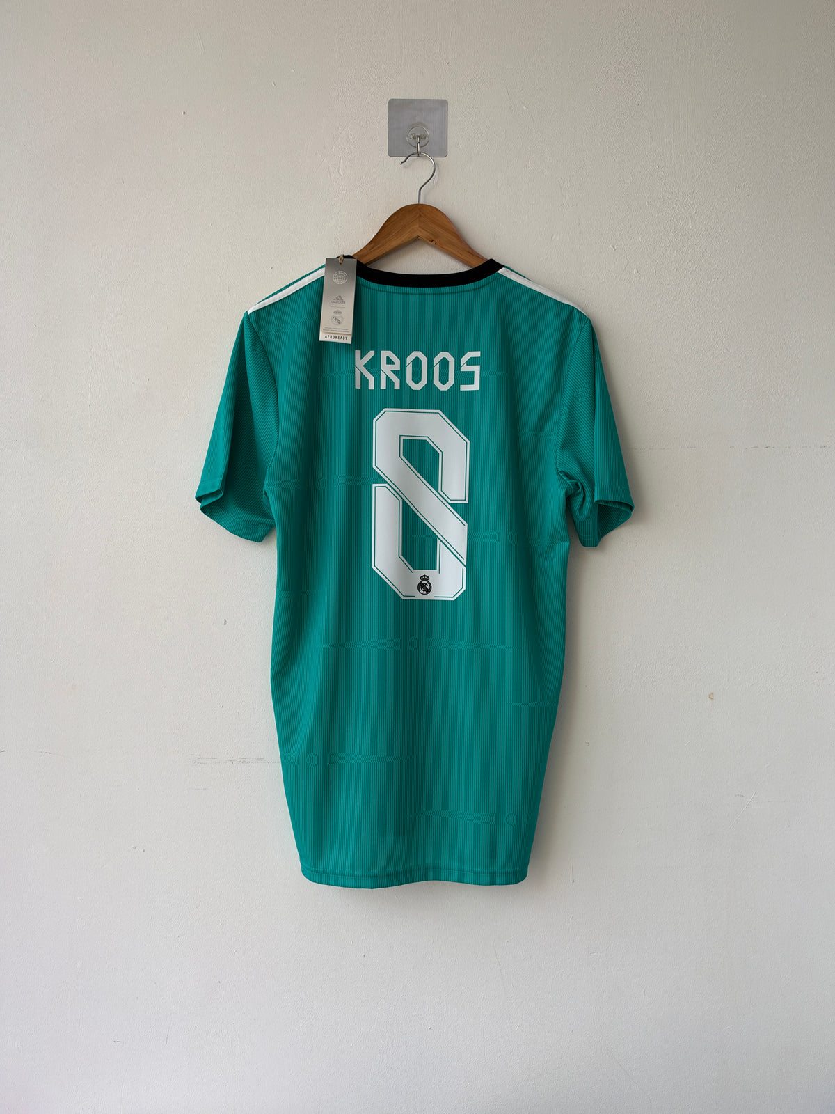 (M) Real Madrid 2021-22 Third Shirt Kroos #8 (NEW)