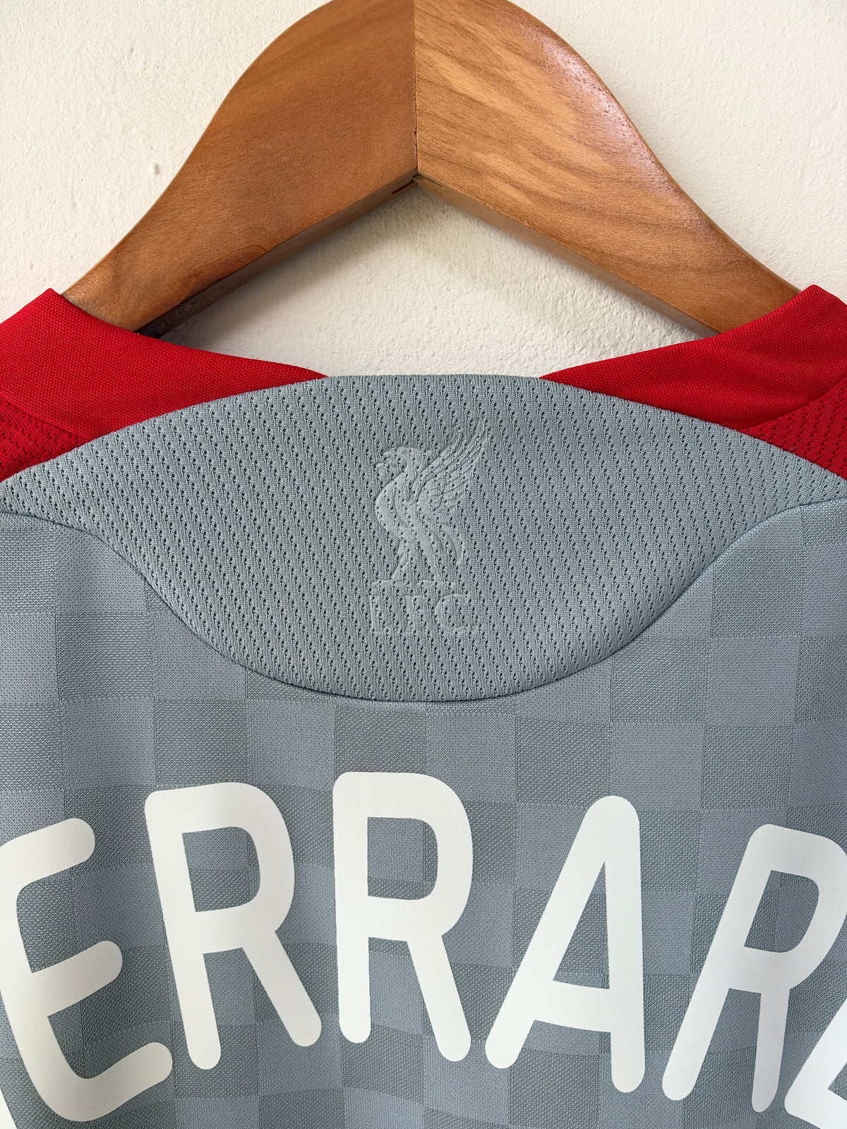 (XL) Liverpool 2008-09 Away Shirt Gerrard #8 (NEW)