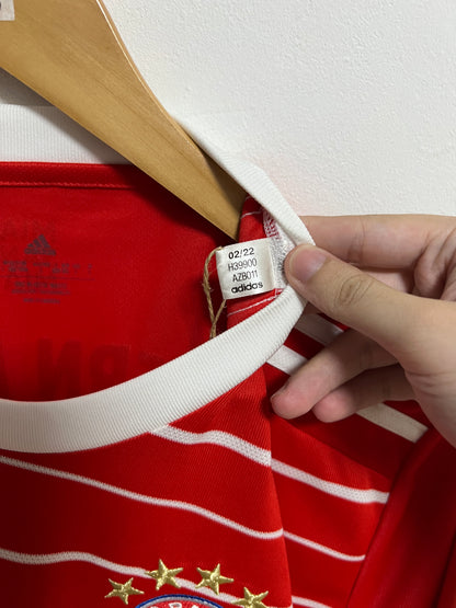 Bayern Munich 2022-23 Home Shirt Muller #25 (NEW) (L)