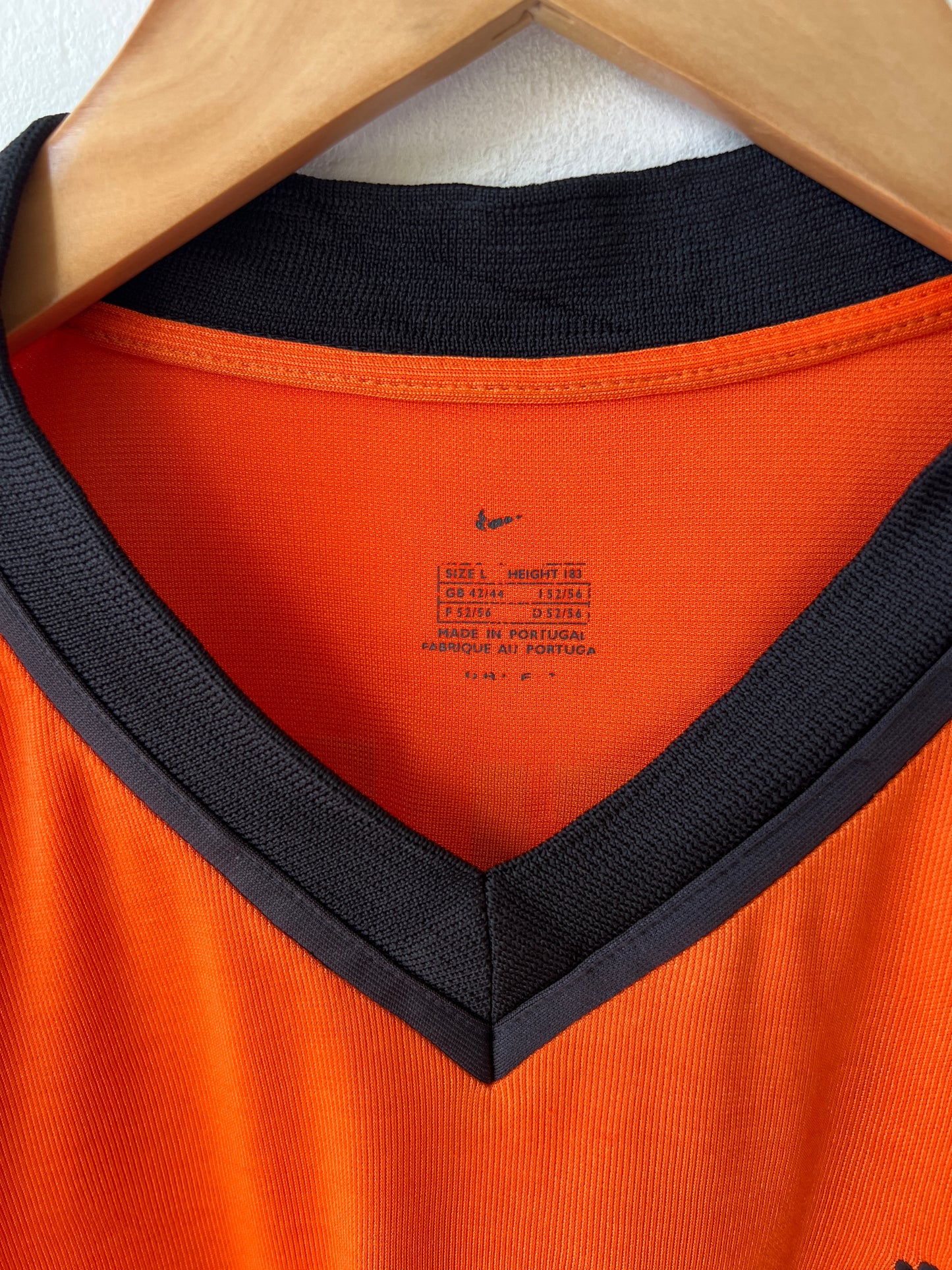 (L) Holland 2000-02 Home Shirt v. Nistelrooy #9